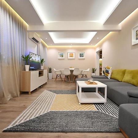 Modern Central 2-Bedroom Apartment With Parking Varna Exterior foto
