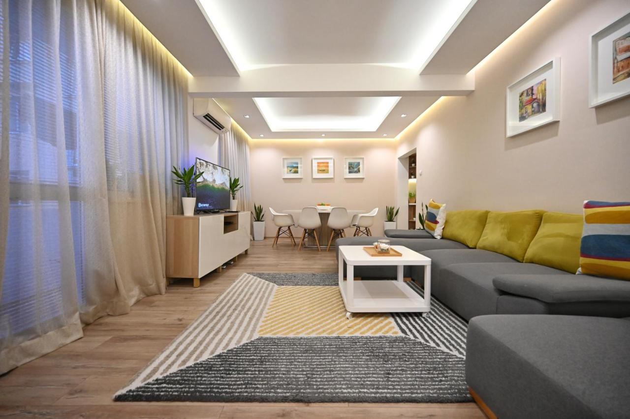 Modern Central 2-Bedroom Apartment With Parking Varna Exterior foto